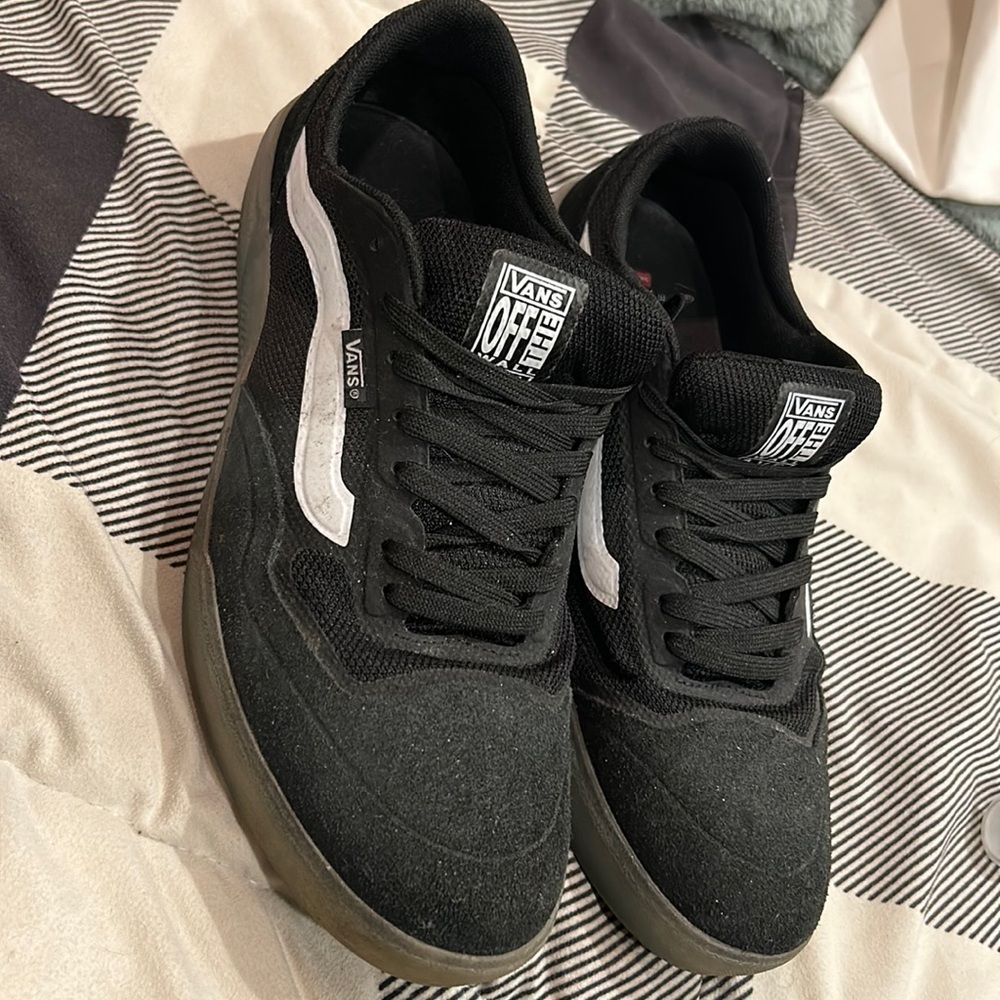 Men’s Black Vans